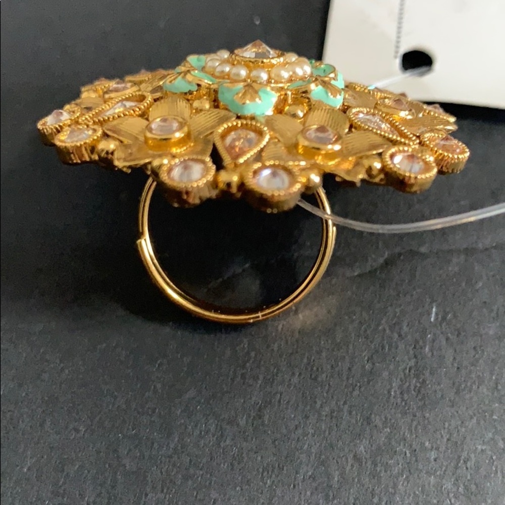 ring - Picture 3 of 4